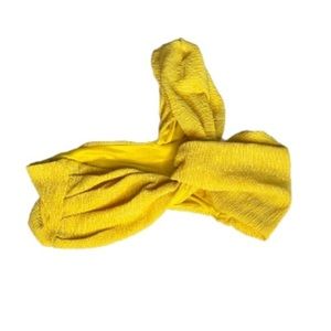 One Shoulder Twist Crop Top‎